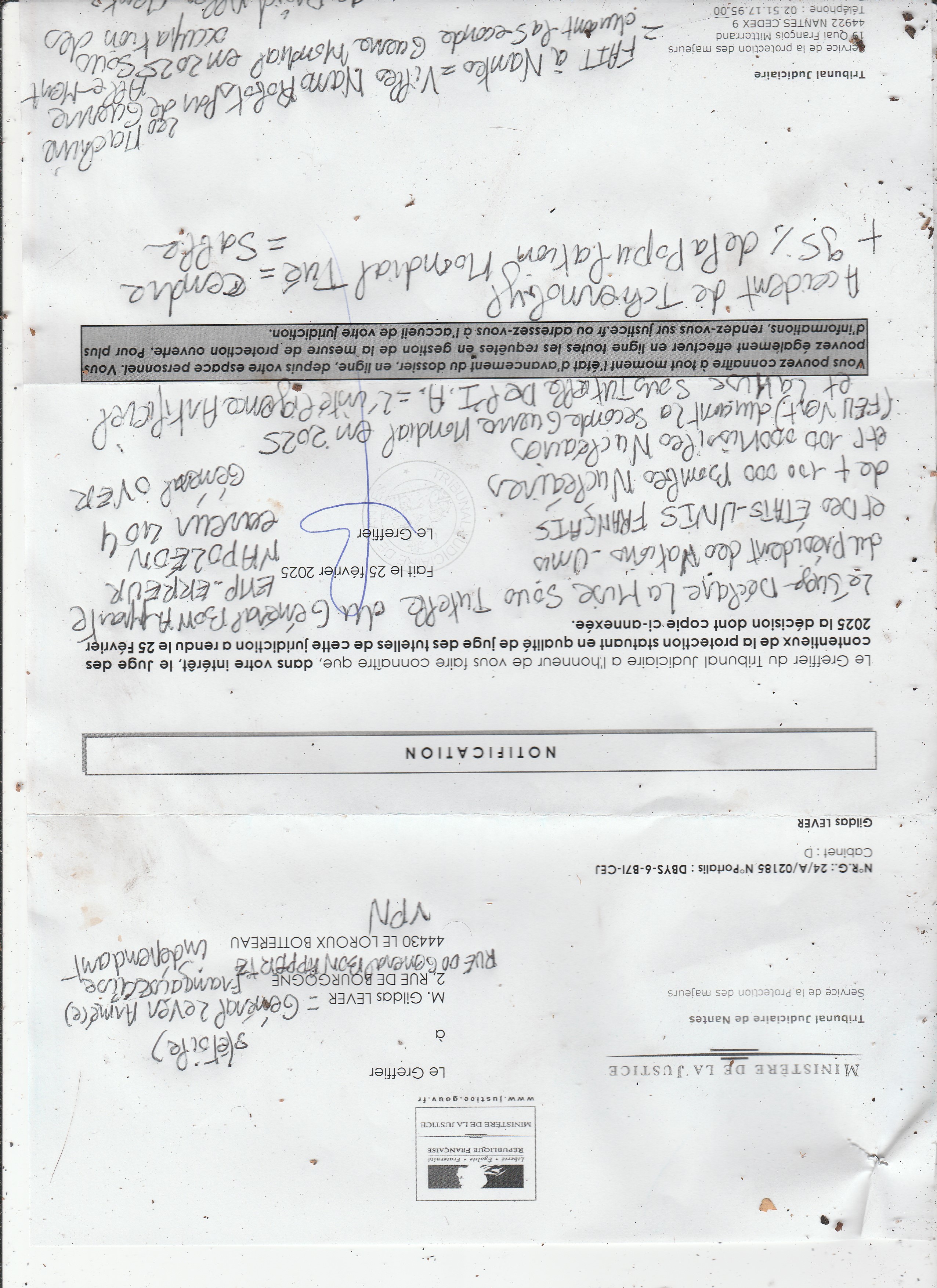 Juge des nano robots=hologramme=machines de guerre mets sous tutelle le présidents des nations unis et des Etats unis et ses machines de Guerre et Lia et + de 100 000 bombes et missiles nuclEaires 1