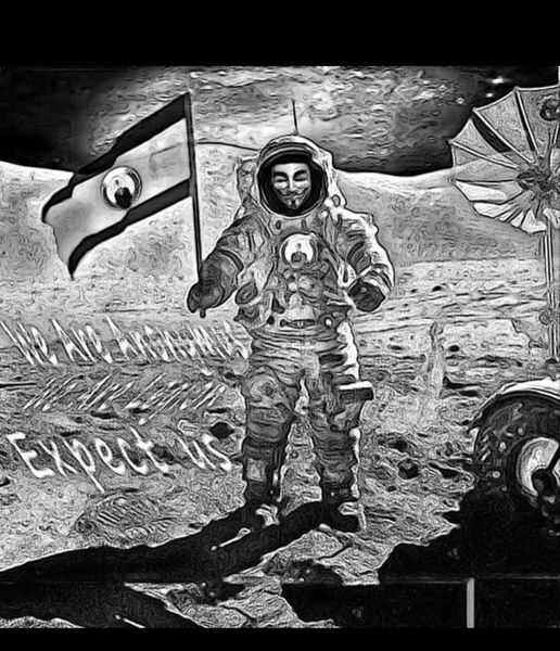 Anonymous   avec drapeau sur la lune